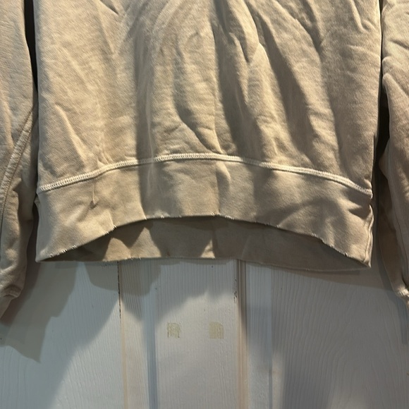 AMO Homestead Deep Vee V-Neck Sweatshirt Oat Milk M - Picture 6 of 7